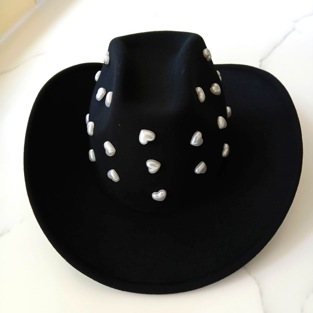 NWOT 🖤 Cato Black Felt Cowboy Hat with Pearl Hearts 🖤